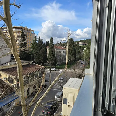 Διαμέρισμα Rosewood *